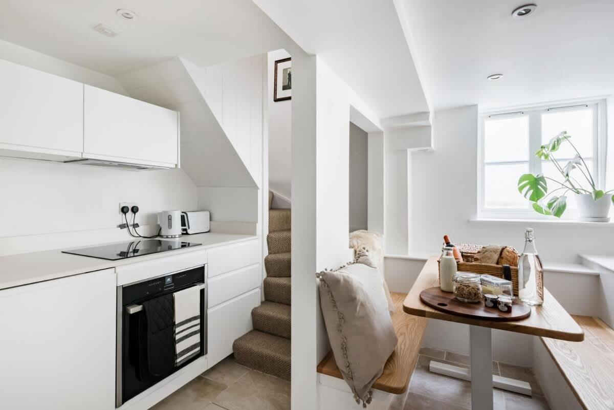 Georgian Townhouse With Free Parking * Bath